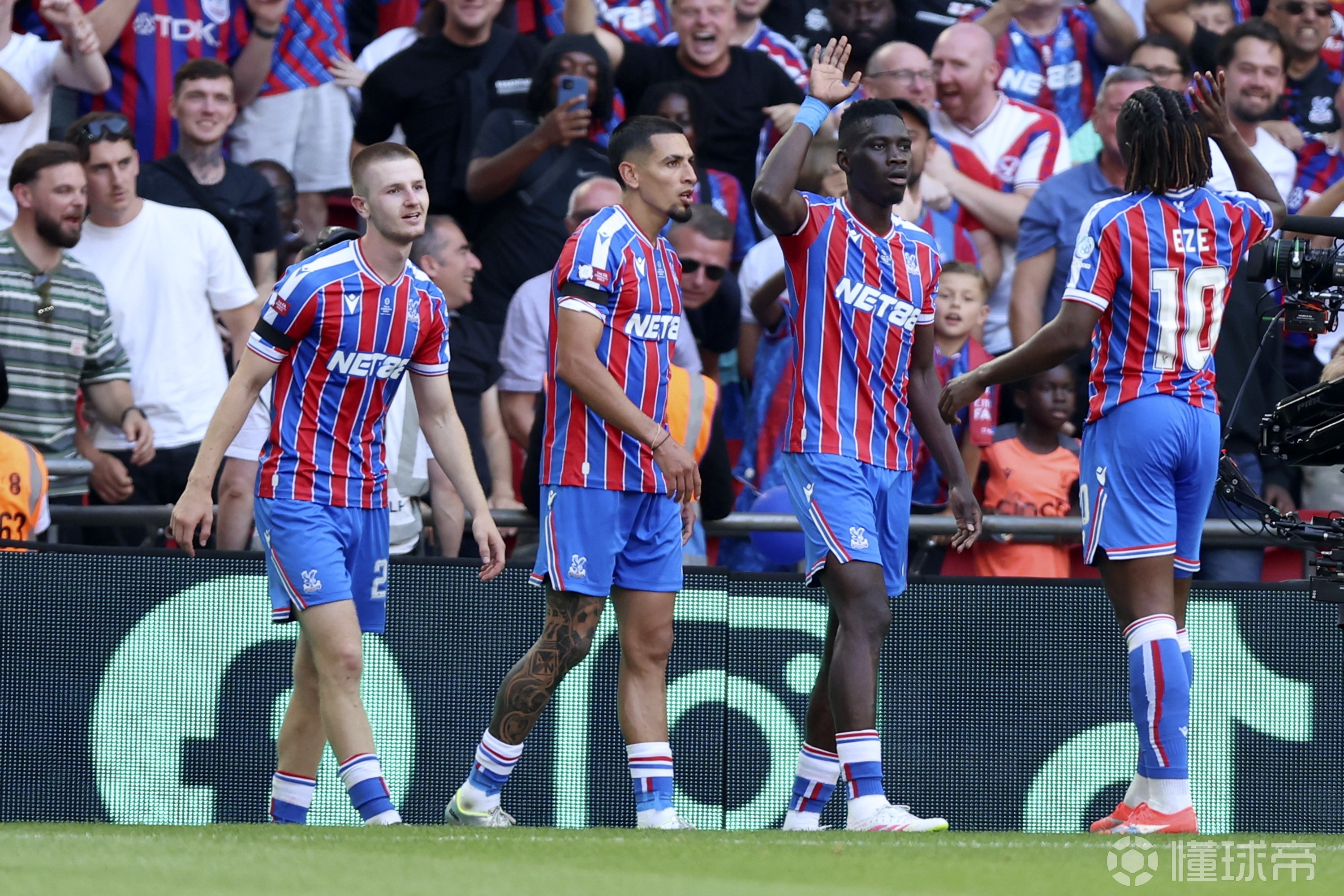 赛前足总杯传出新动向，孟菲斯灰熊单刀错失，管理层表态——气氛紧张，资深球员宣示担当的简单介绍天博官方入口