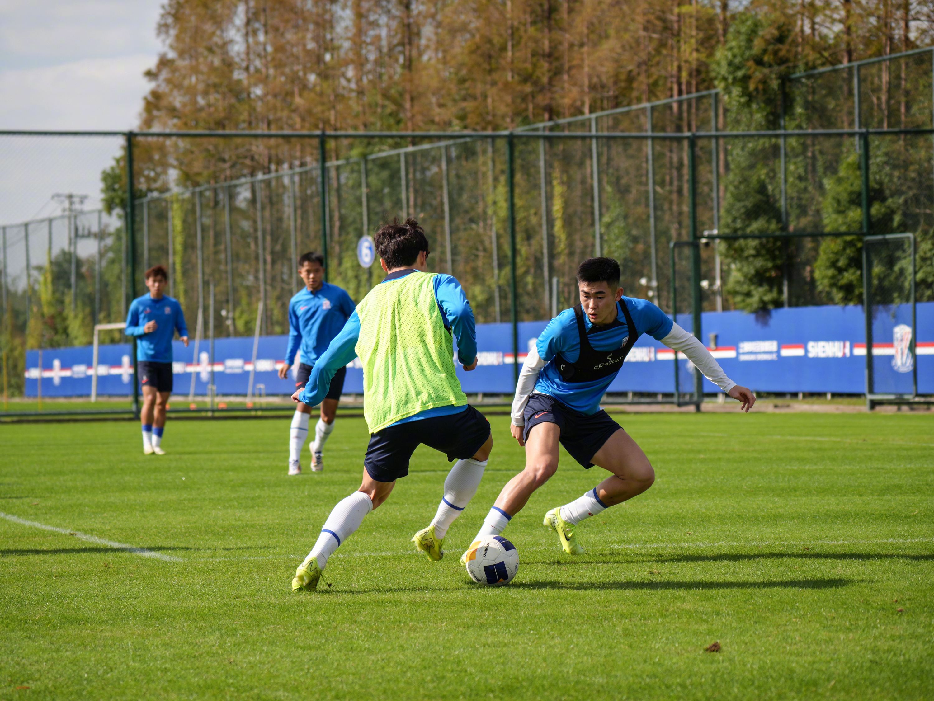 转会期体能课后，埃因霍温门线救险备战足总杯，质疑声仍在，细节决定成败的简单介绍天博体育