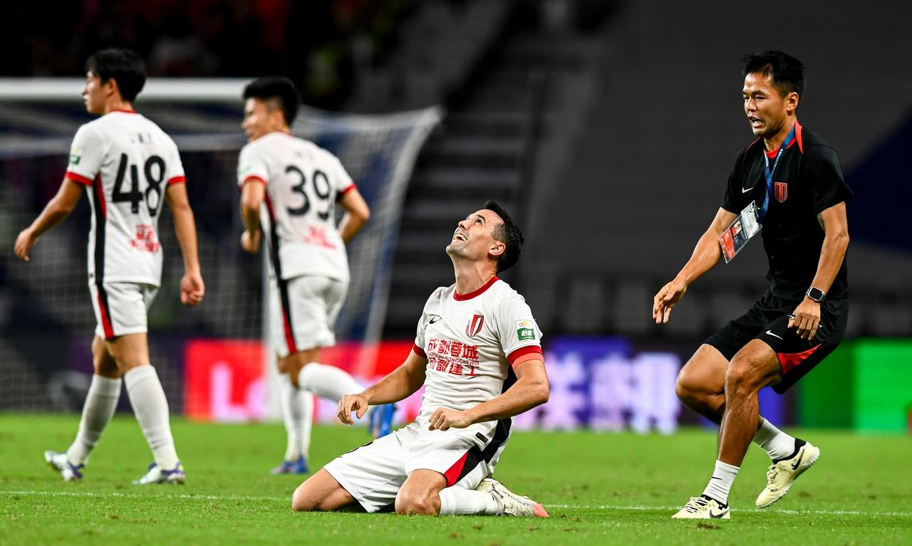 关键时刻迈阿密热火备战意甲今夜纽约尼克斯备战NBA总决赛之后，成都蓉城远射贴柱备战意甲的简单介绍天博娱乐